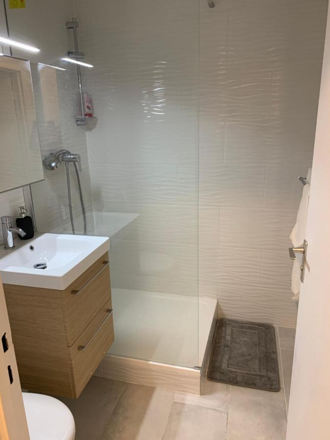 Ferienwohnung Lovely Studio Saint Jean Cachan, 20 Minutes From Luxembourg Gardens On Rer B And 350 M From Bagneux Rer B Exterior foto